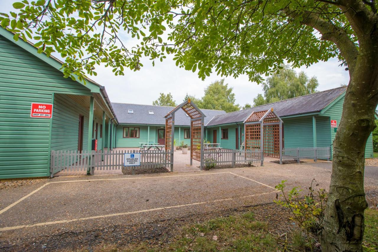 Lakeside Lodge Pidley Exterior photo
